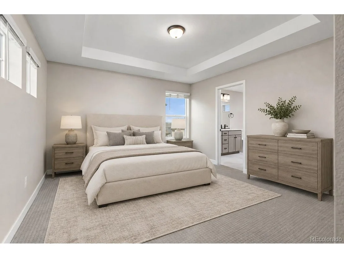 Photo of 5388 Riverbend Ave