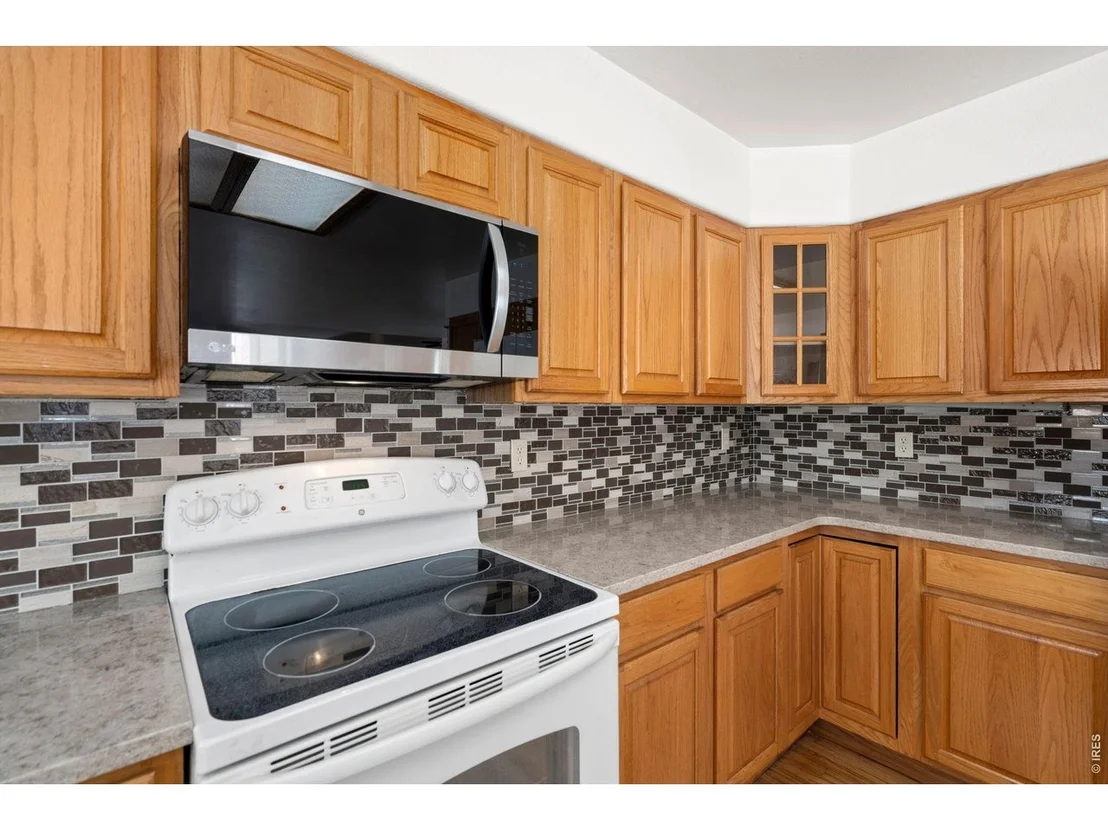 Photo of 910 N 7th Pl