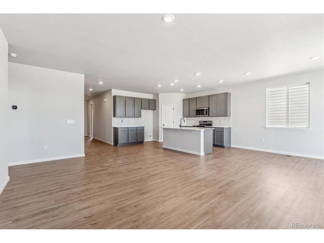 Photo of 2119 Summit Pl