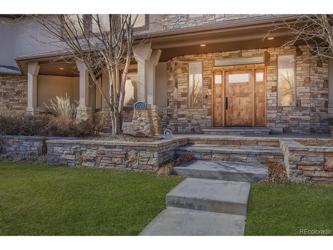 Photo of 2120 Jade Way