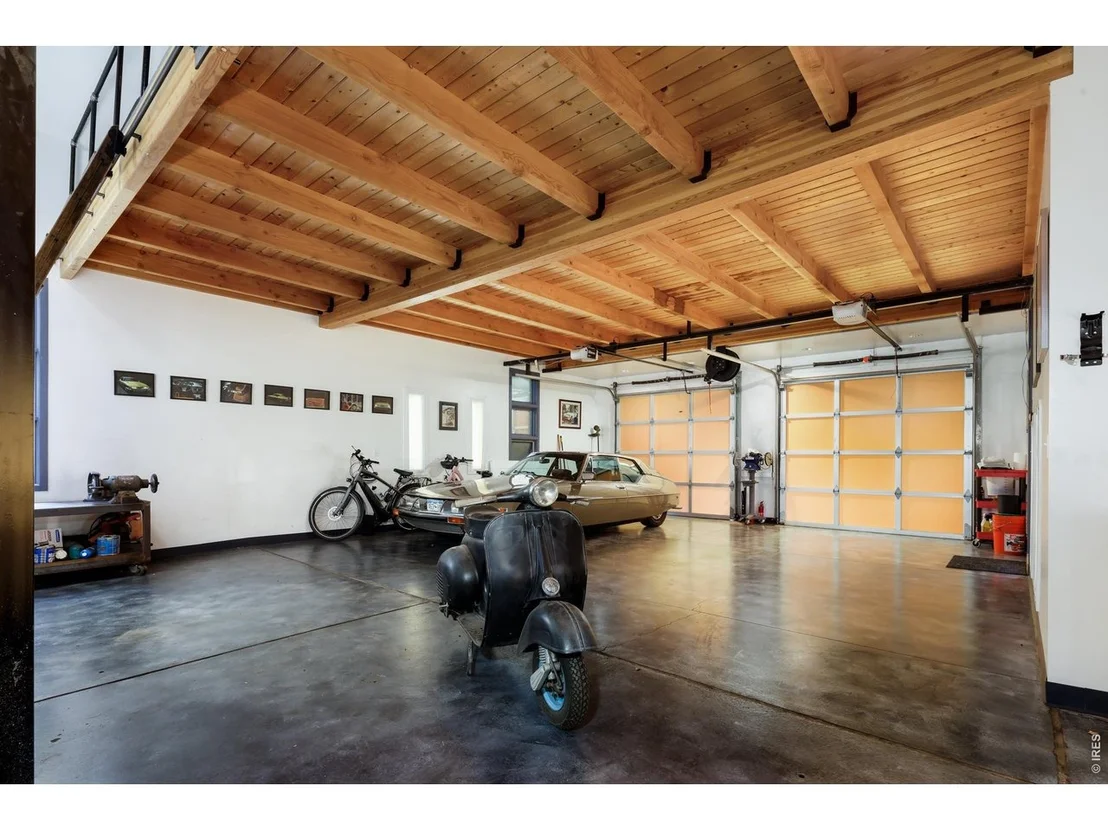 Photo of 8929 Tahoe Ln