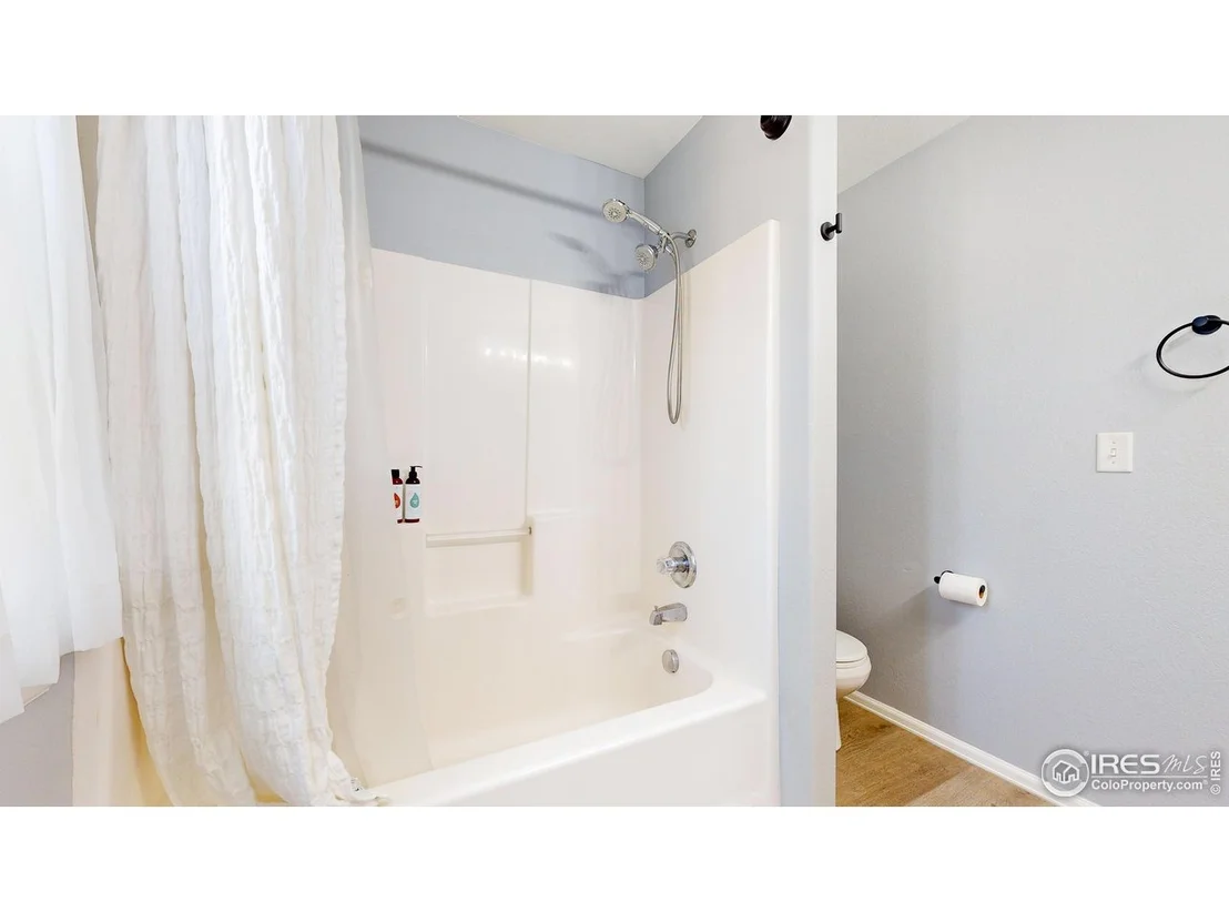 Photo of 104 Summit View Rd