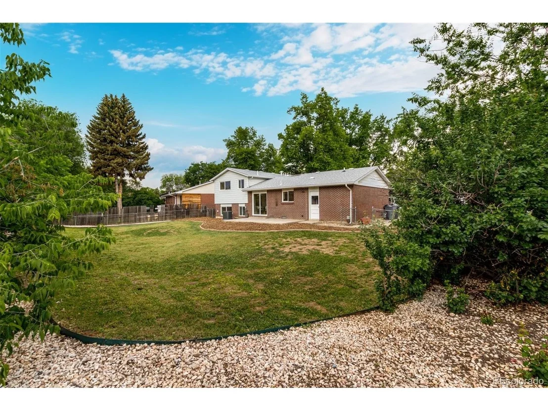 Photo of 1011 Yeager Dr