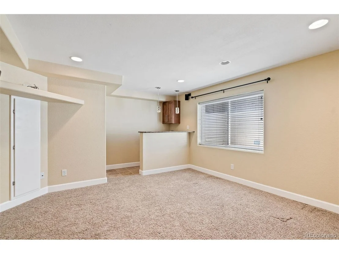 Photo of 9389 Branham Dr
