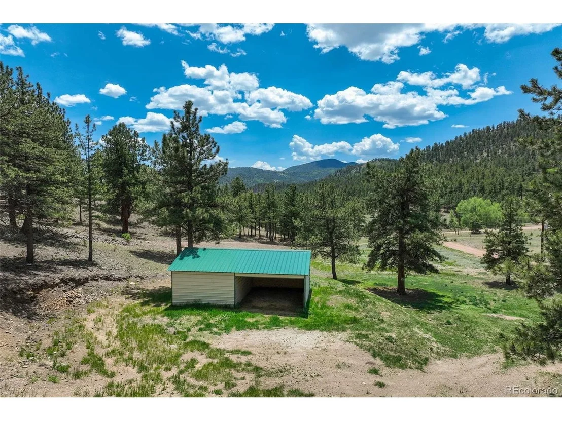 Photo of 70 Elk Cir