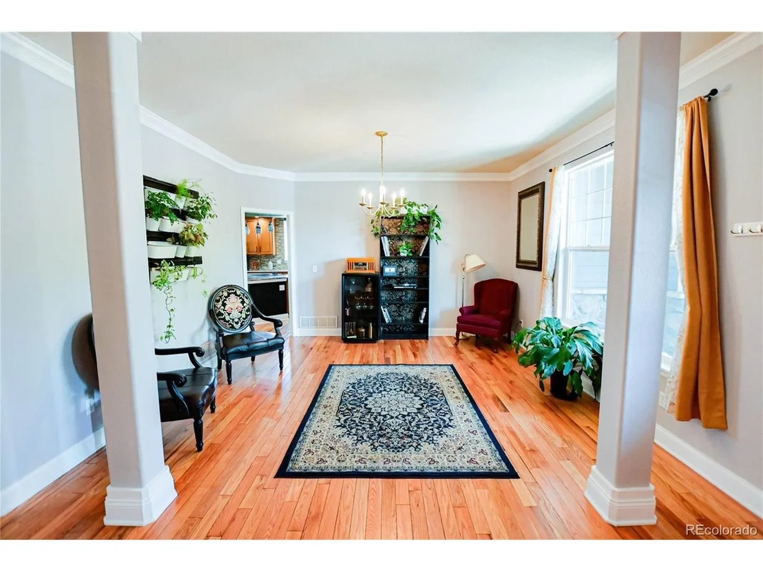 Photo of 13991 Dexter Way