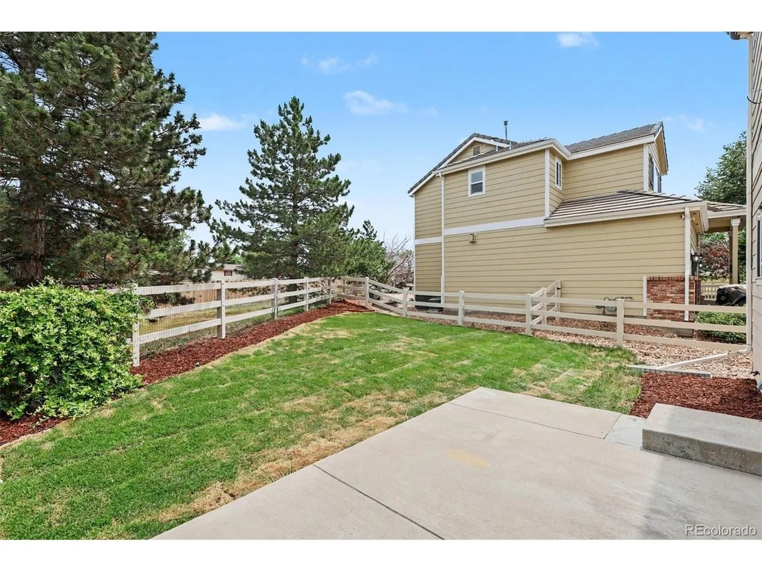 Photo of 14957 E Maple Pl
