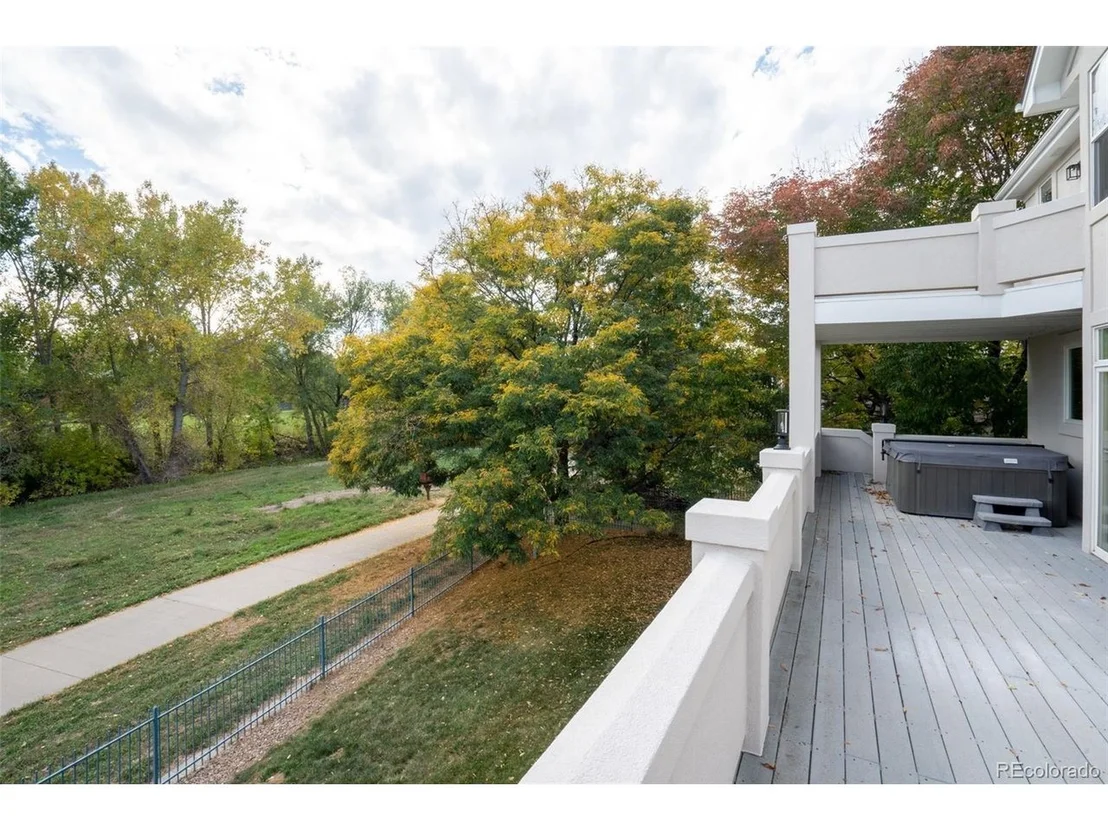 Photo of 16628 W 69th Cir