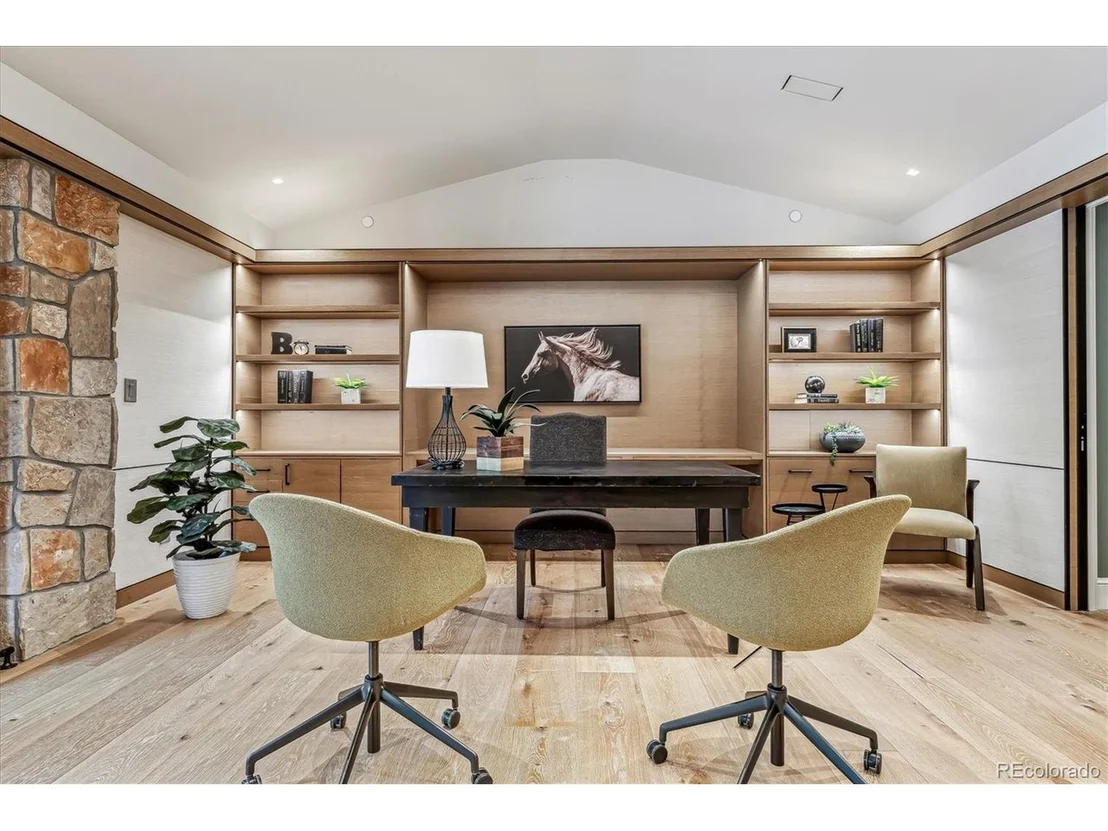 Photo of 33114 Upper Bear Creek Rd