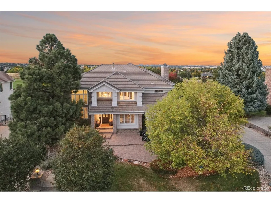 Photo of 8521 Colonial Dr