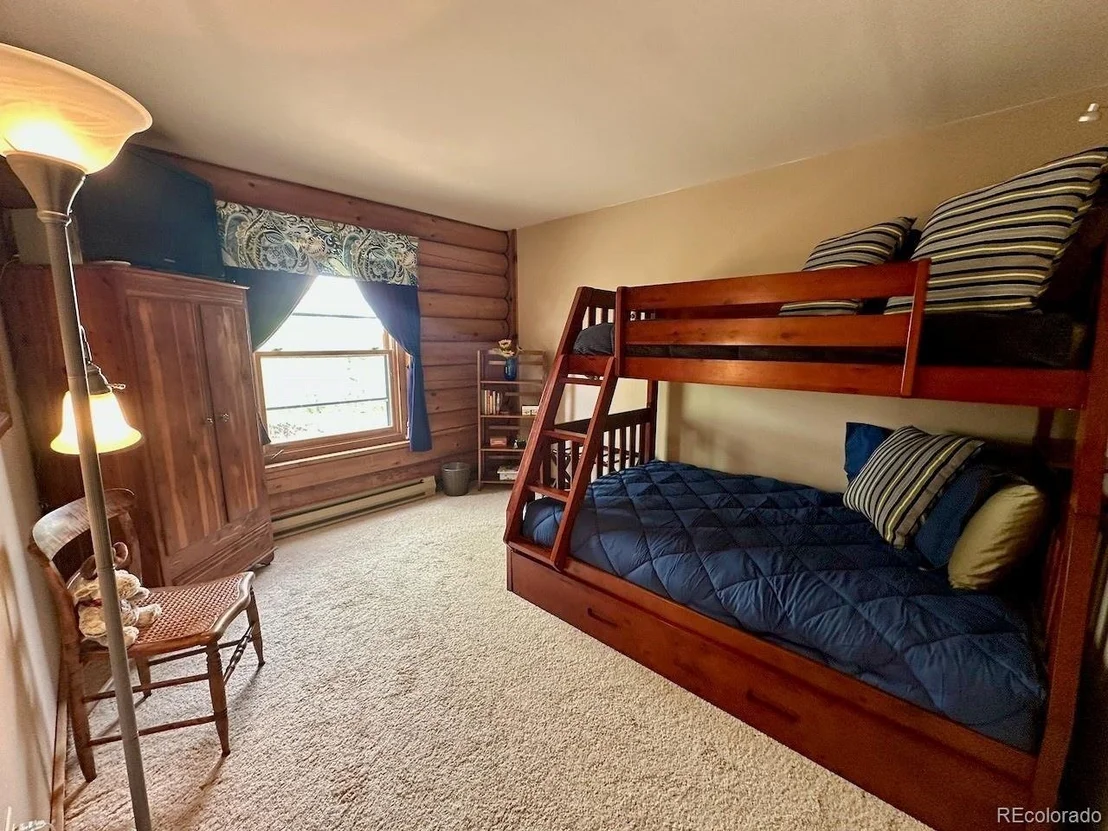 Photo of 312 Bowstring Rd