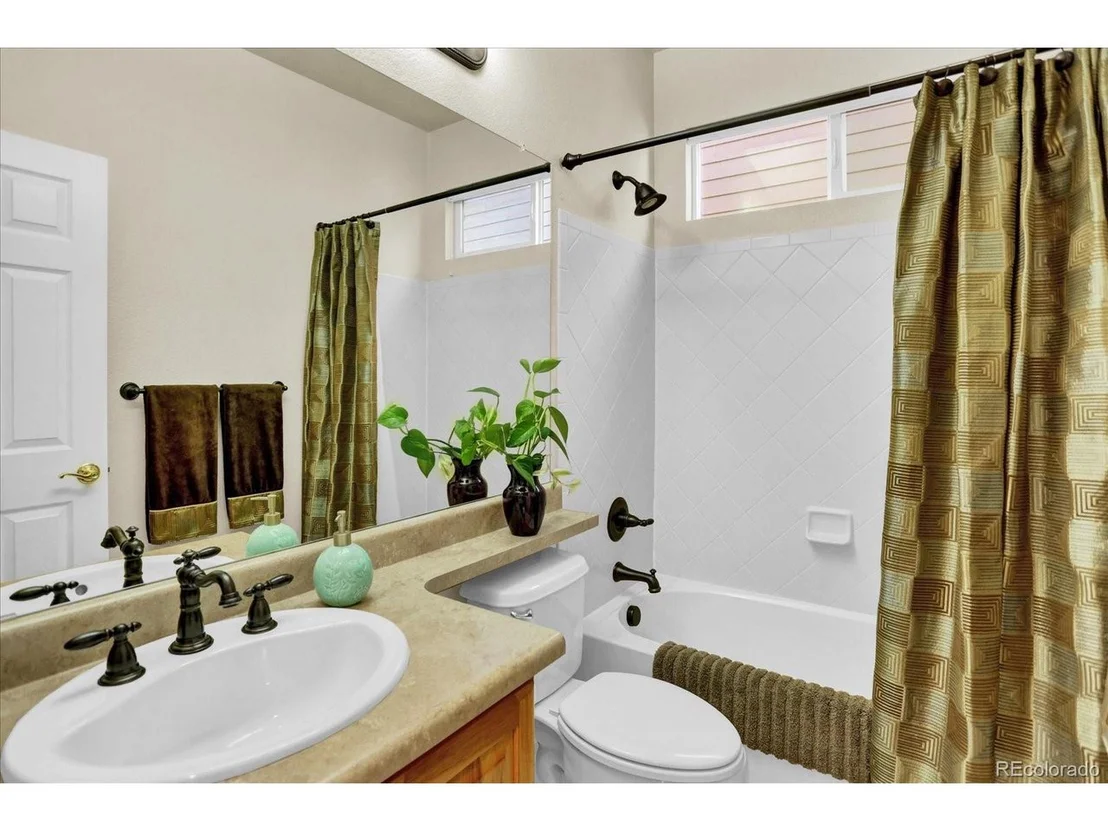 Photo of 8419 Devinney Ct