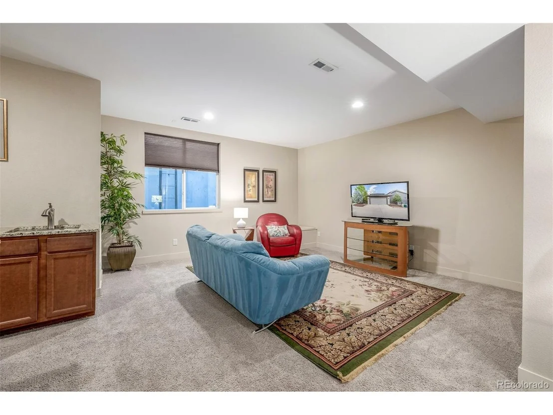 Photo of 6761 Alan Dr