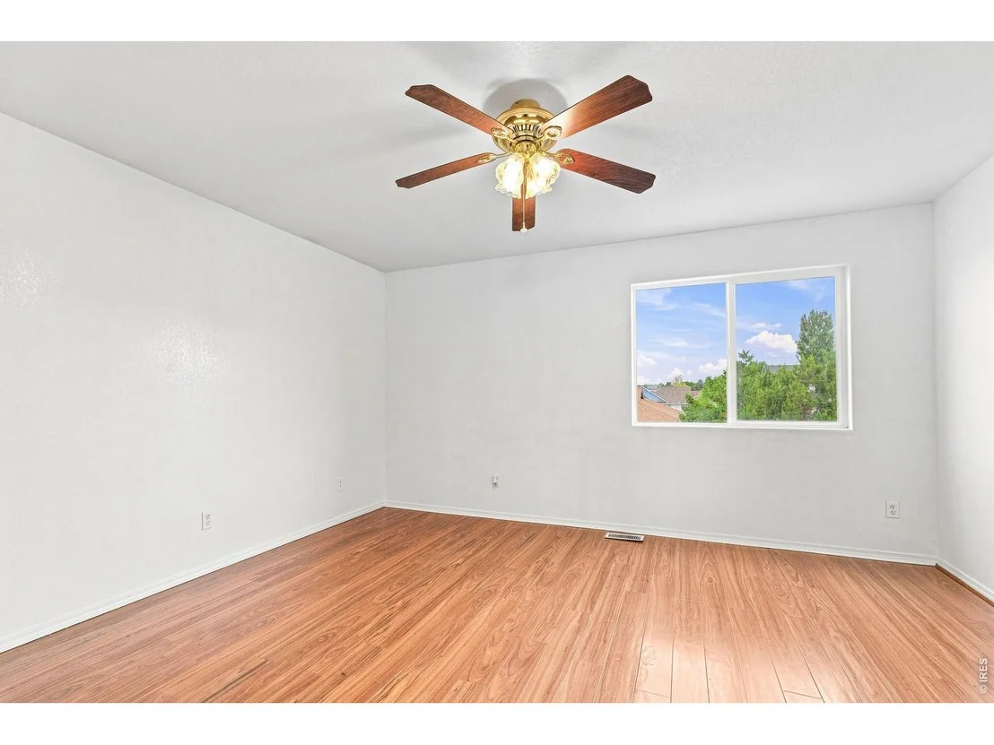 Photo of 3905 Dove Ln