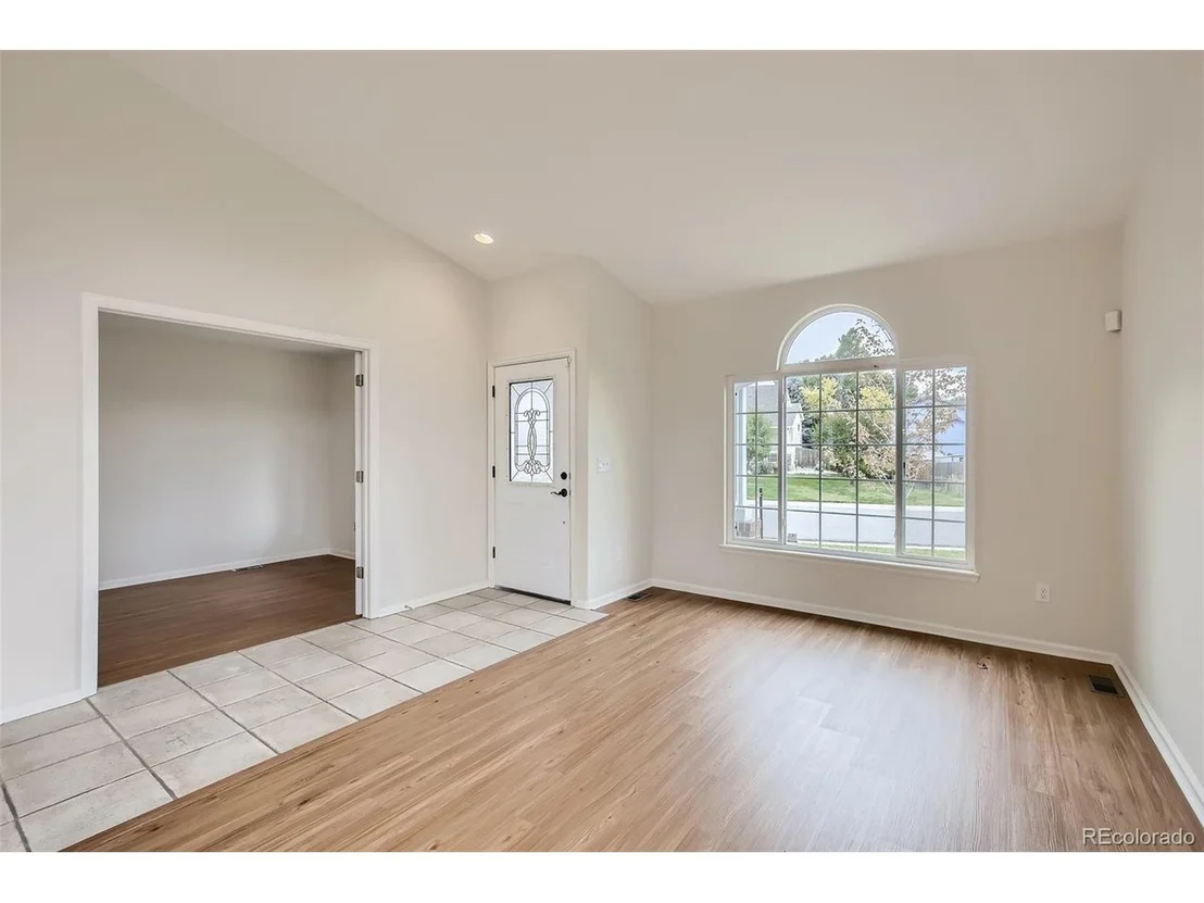 Photo of 732 Bluegrass Dr
