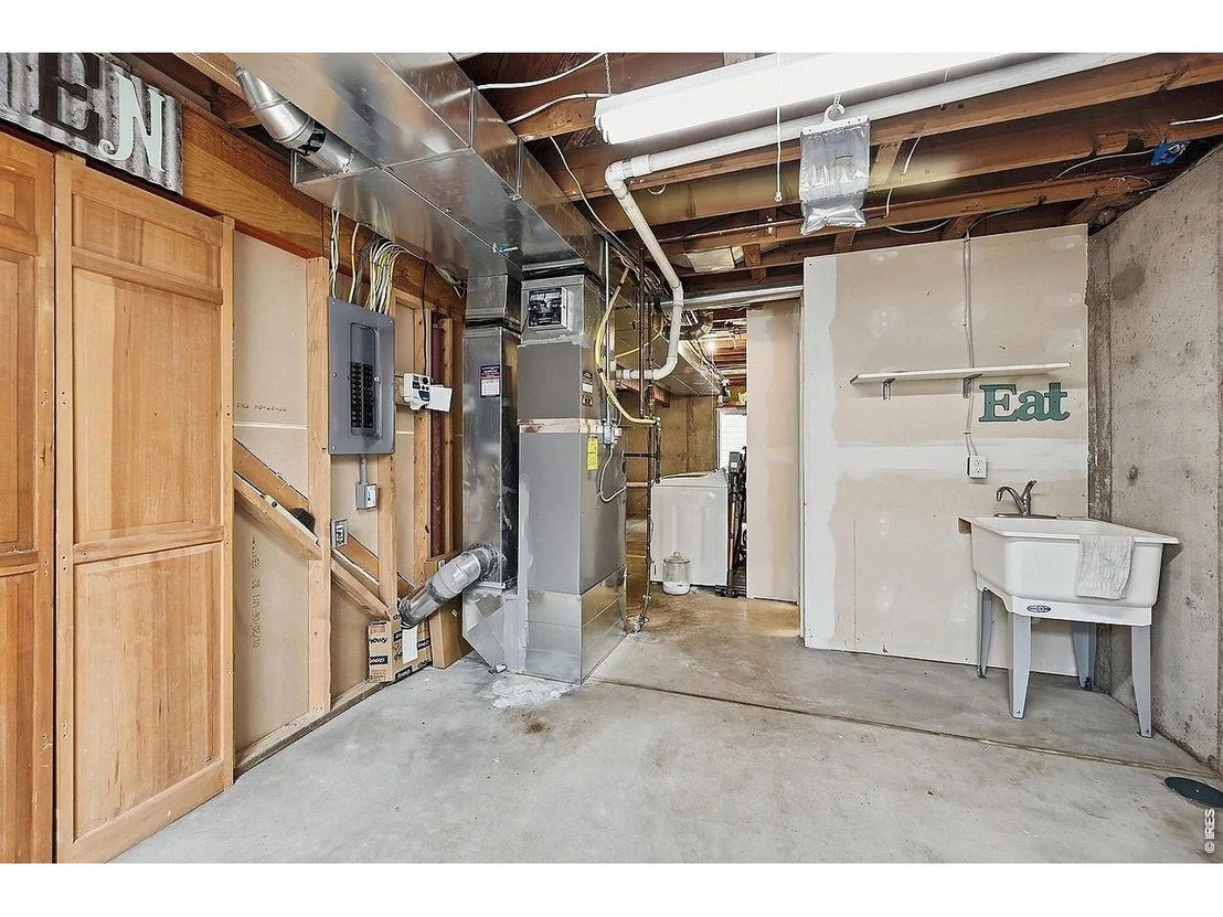 Photo of 214 17th Ave