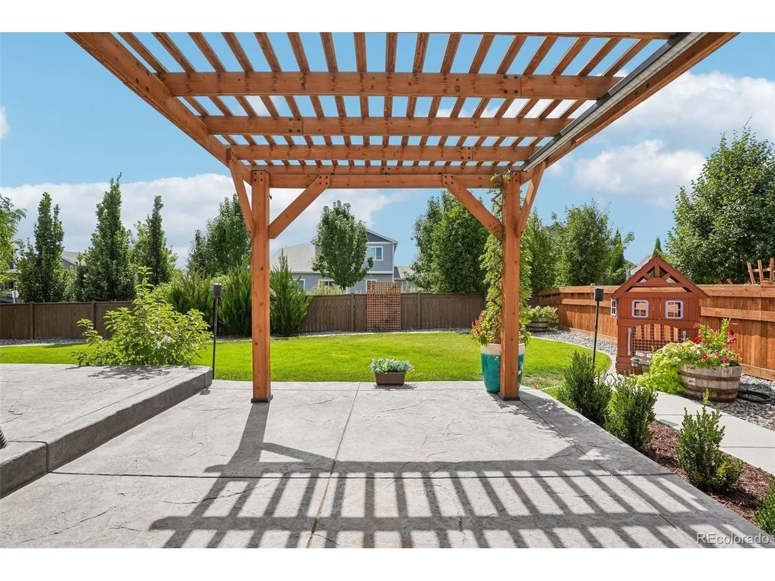 Photo of 291 Saskatoon Dr