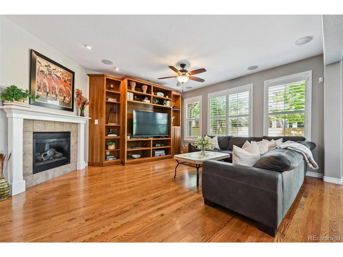Photo of 10987 Bluegate Way