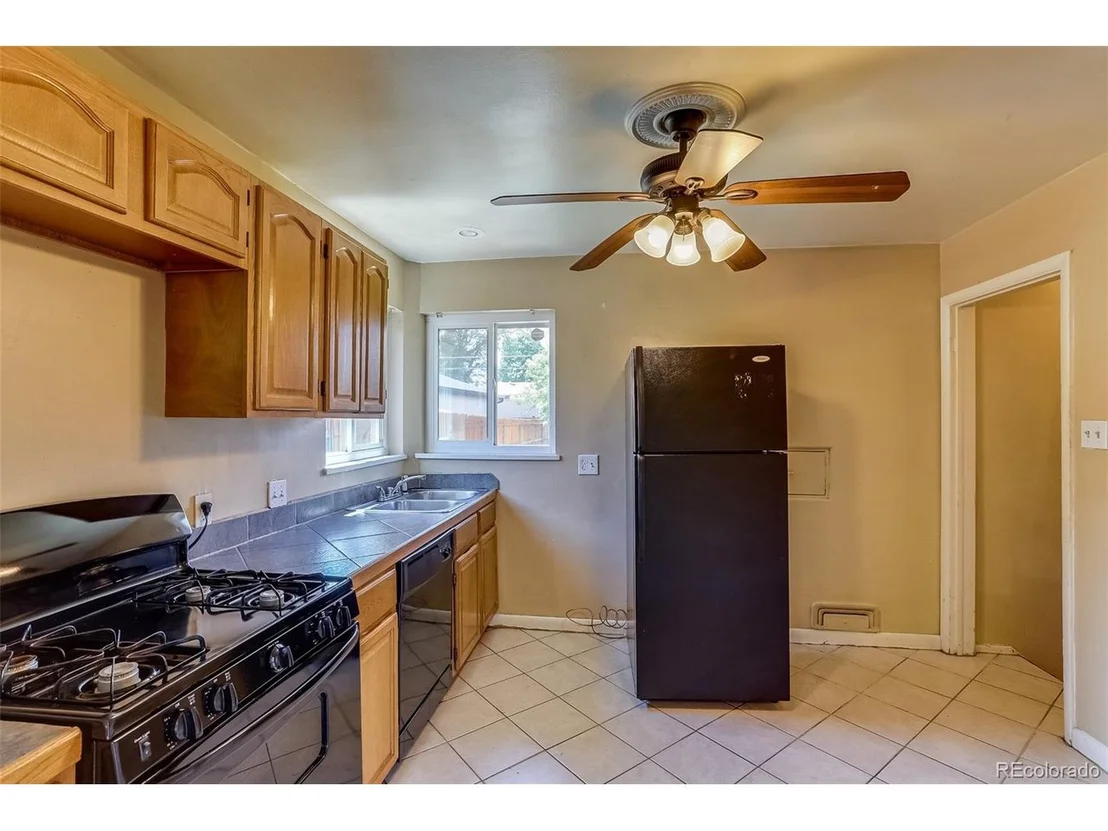 Photo of 3685 Jasmine St