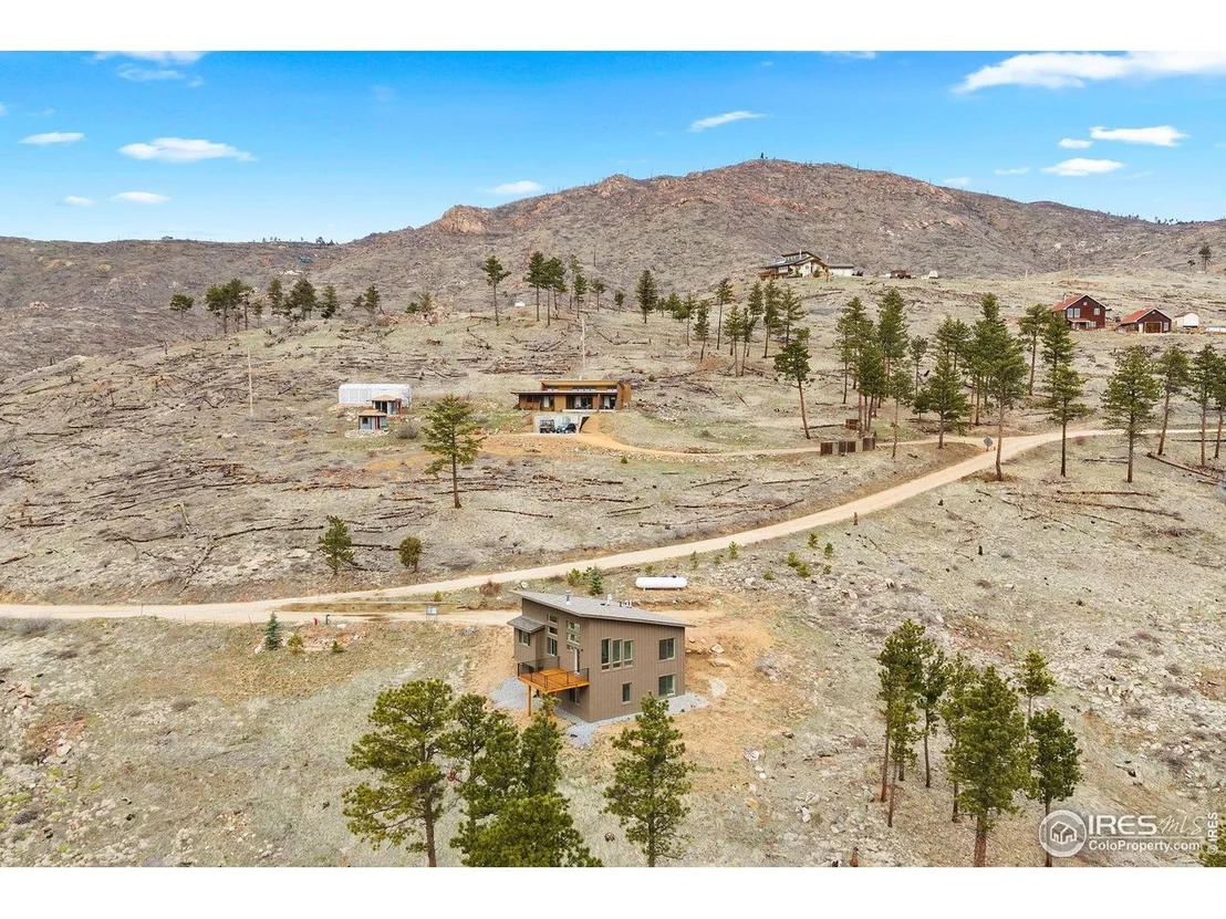Photo of 450 Melvina Hill Rd