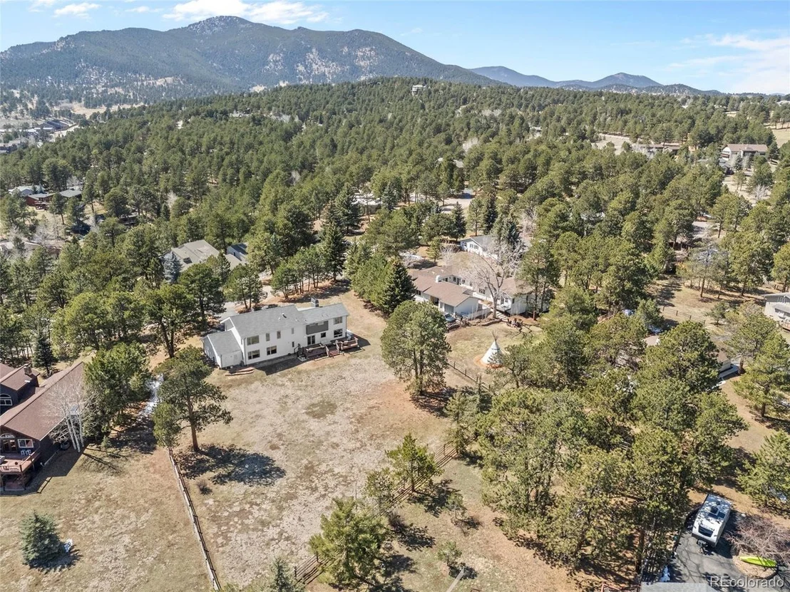 Photo of 2999 Olympia Cir