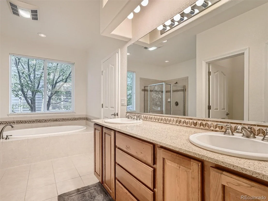 Photo of 4637 Rabbit Mountain Rd