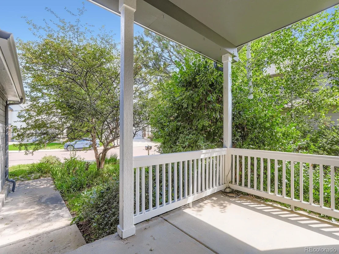Photo of 4033 Hawthorne Cir