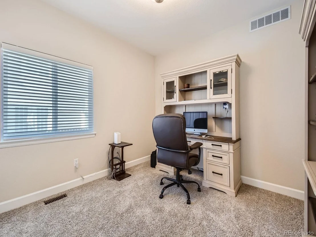 Photo of 21126 Saddleback Cir