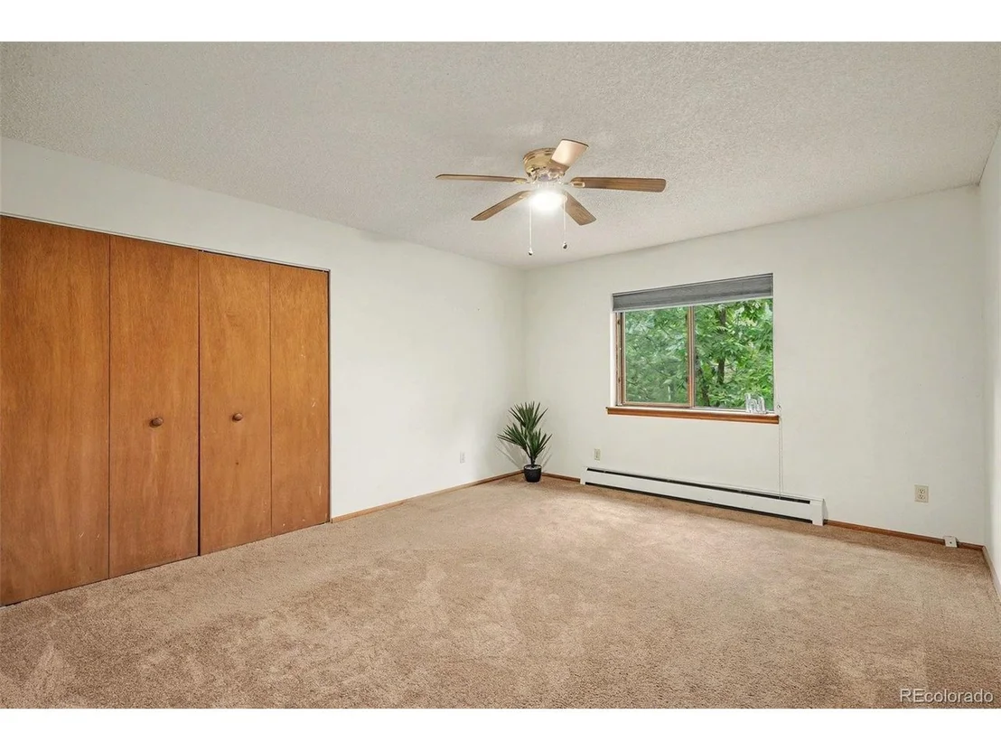 Photo of 10605 Crystal Dr