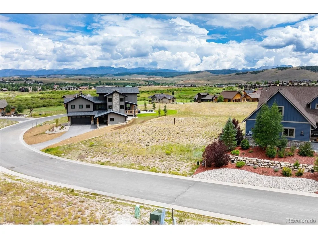 Photo of 1375 Wildhorse Cir