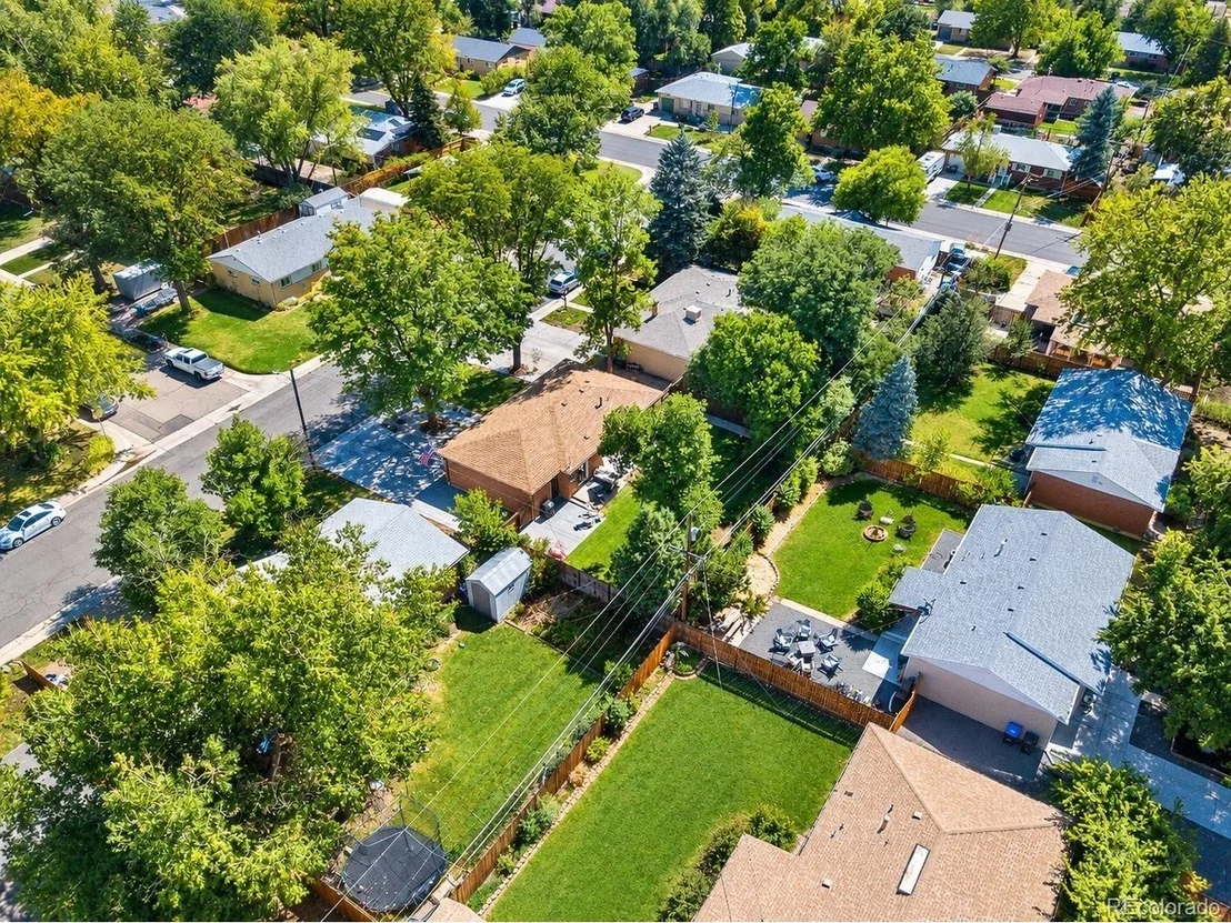 Photo of 6374 Iris Ct