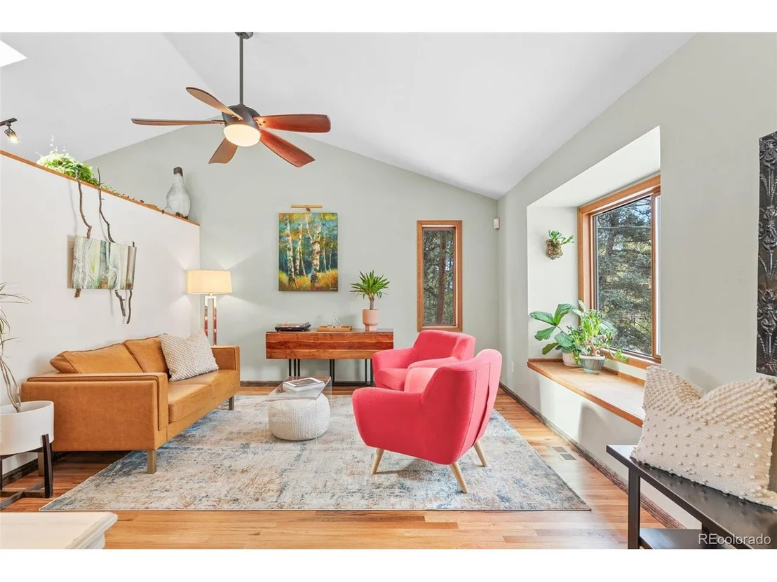 Photo of 27218 Mountain Park Rd