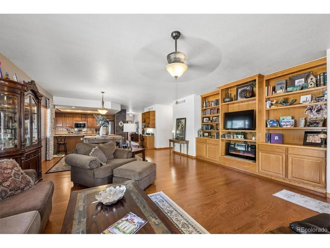Photo of 33 Sandra Ln