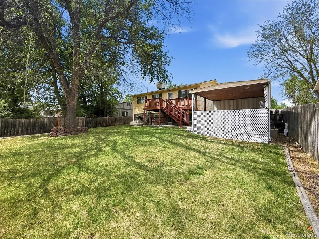 Photo of 6950 W 62nd Pl