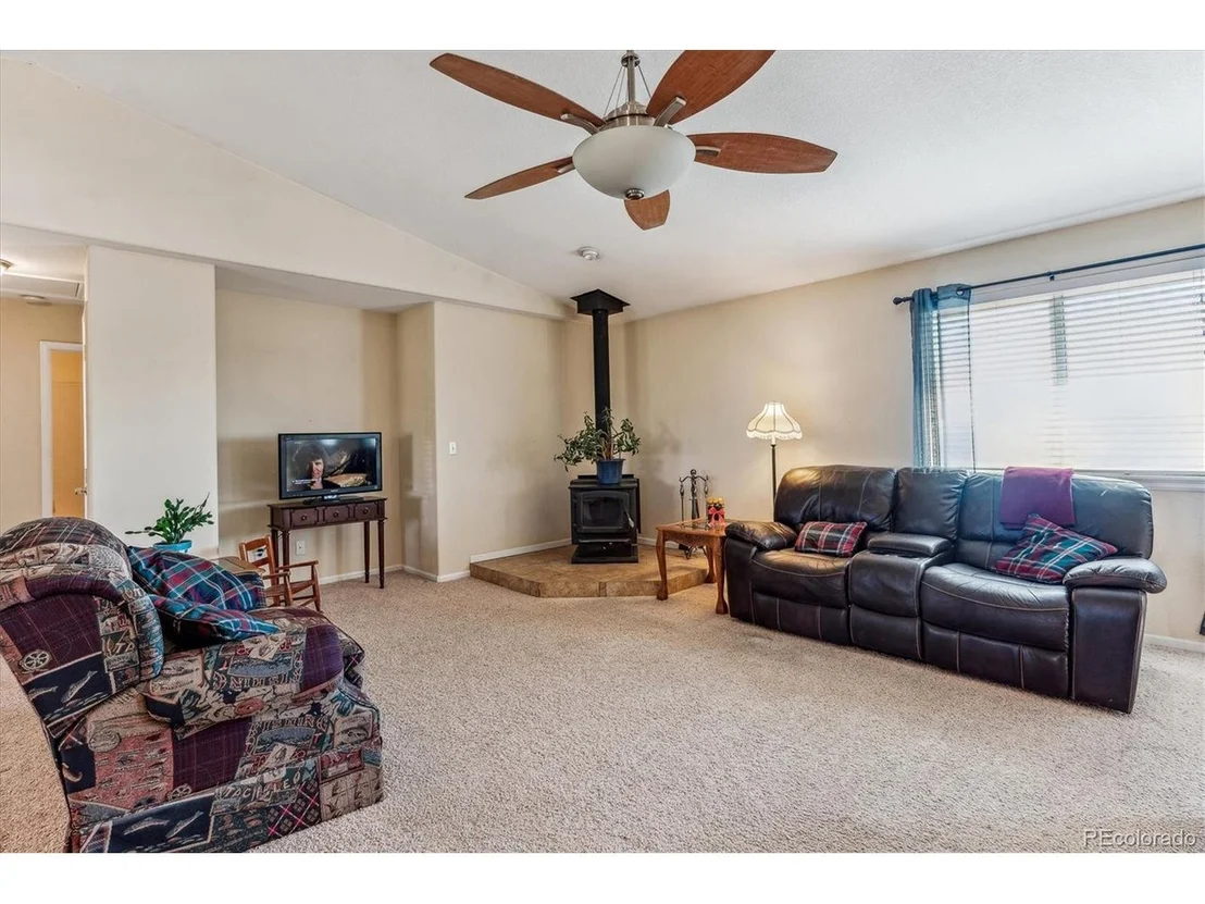 Photo of 26490 Flower Cir