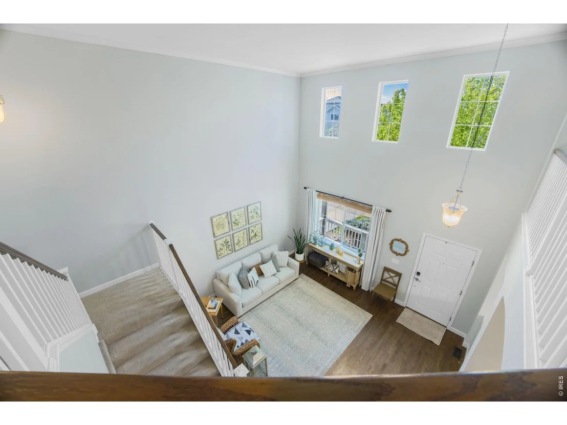 Photo of 6386 Mayfair Ave