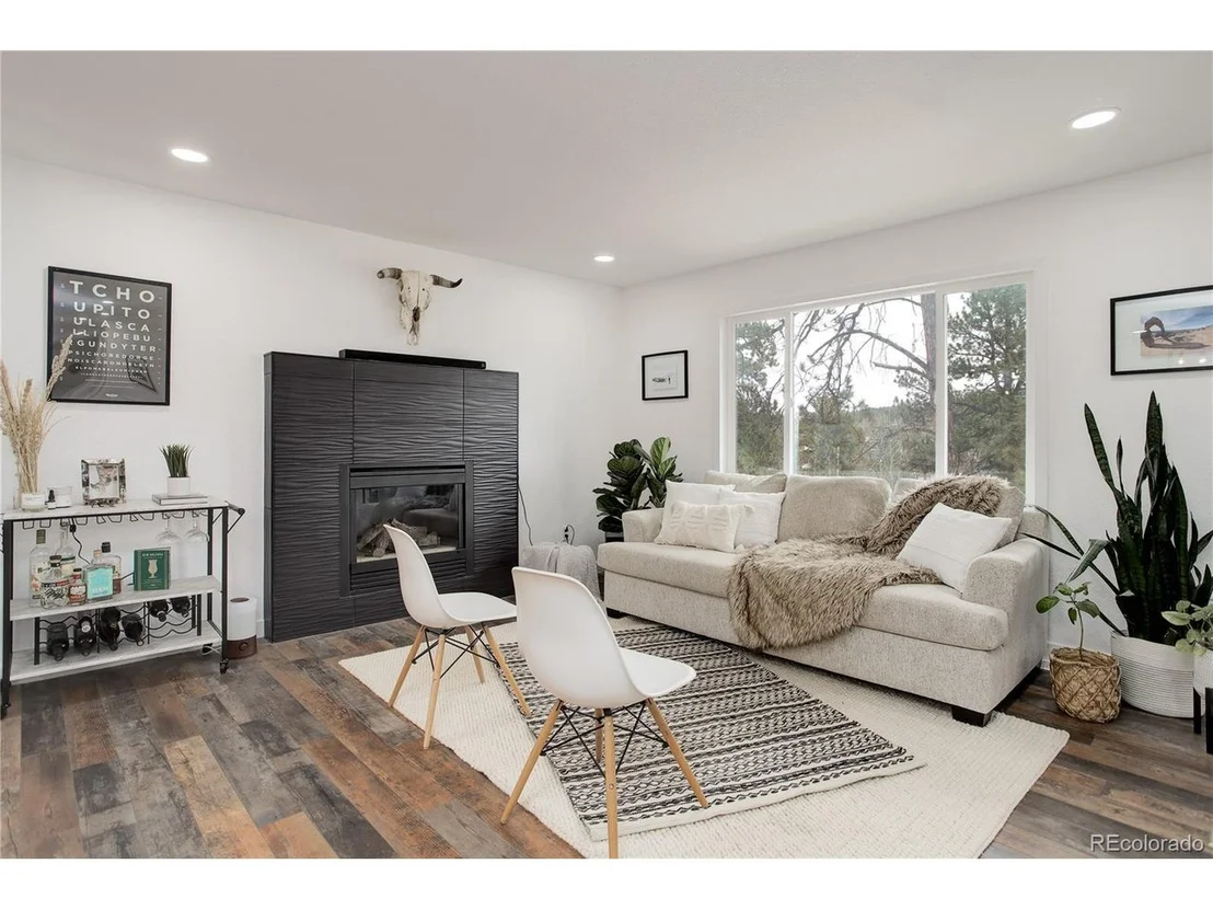 Photo of 95 Fitzsimmons Rd