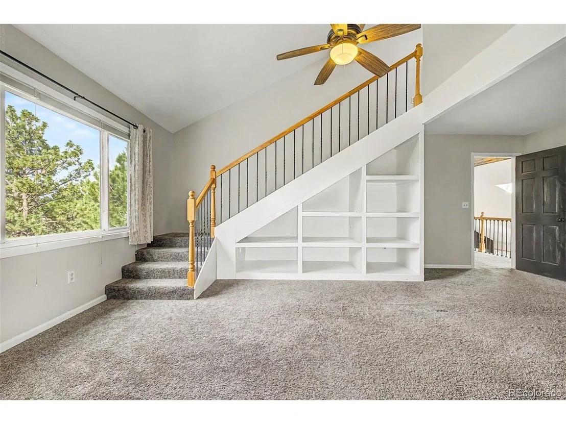 Photo of 8286 Lightening View Dr