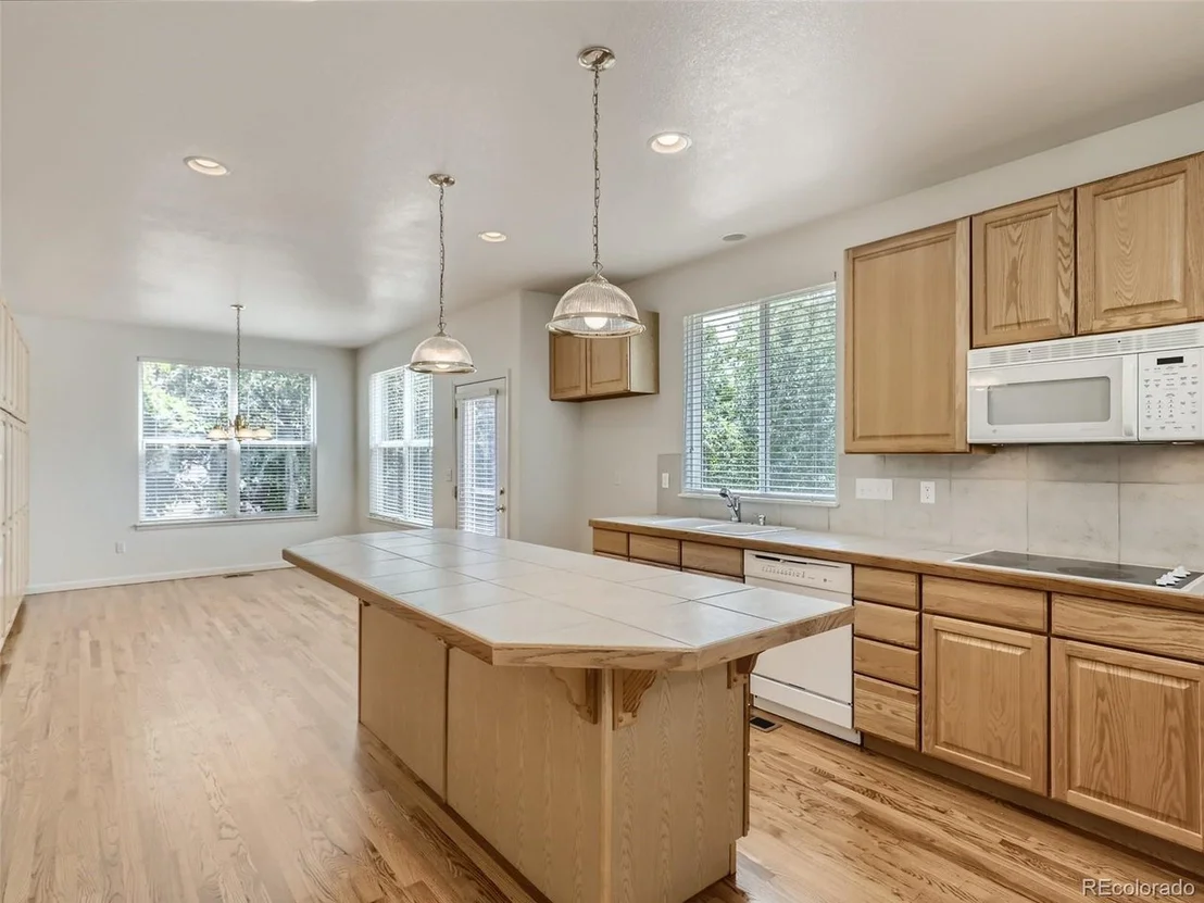 Photo of 6246 Devinney Cir