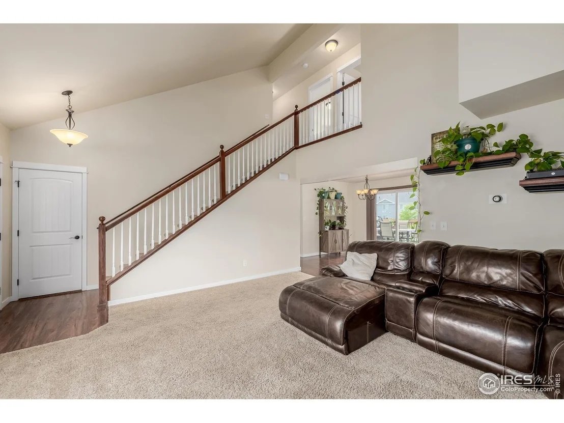 Photo of 484 Wind River Dr