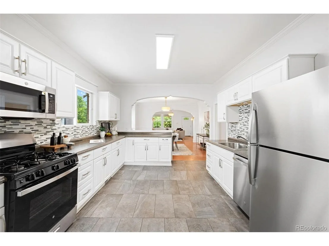Photo of 1531 Lowell Blvd