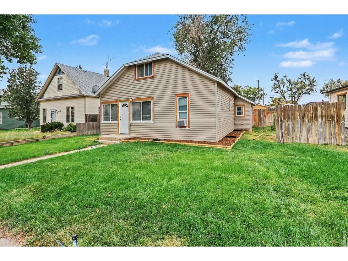 Photo of 315 1st Ave