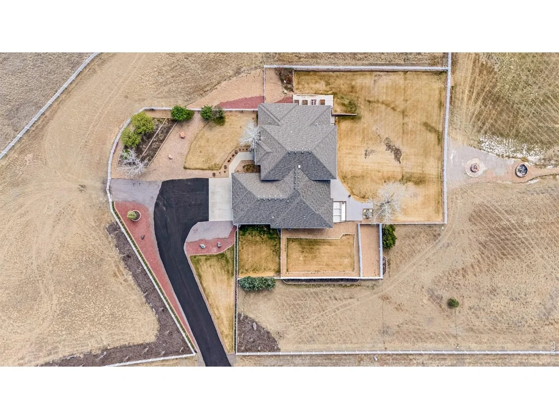 Photo of 3032 Center Ridge Dr