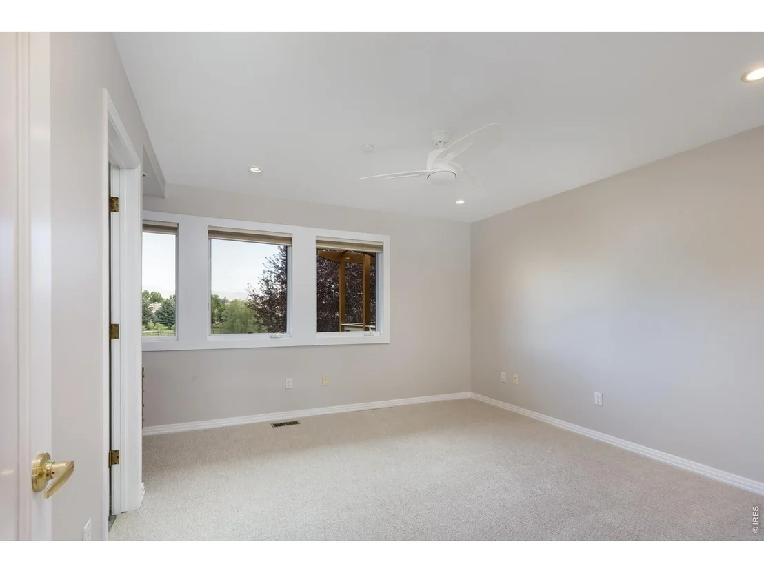 Photo of 7271 Longview Dr