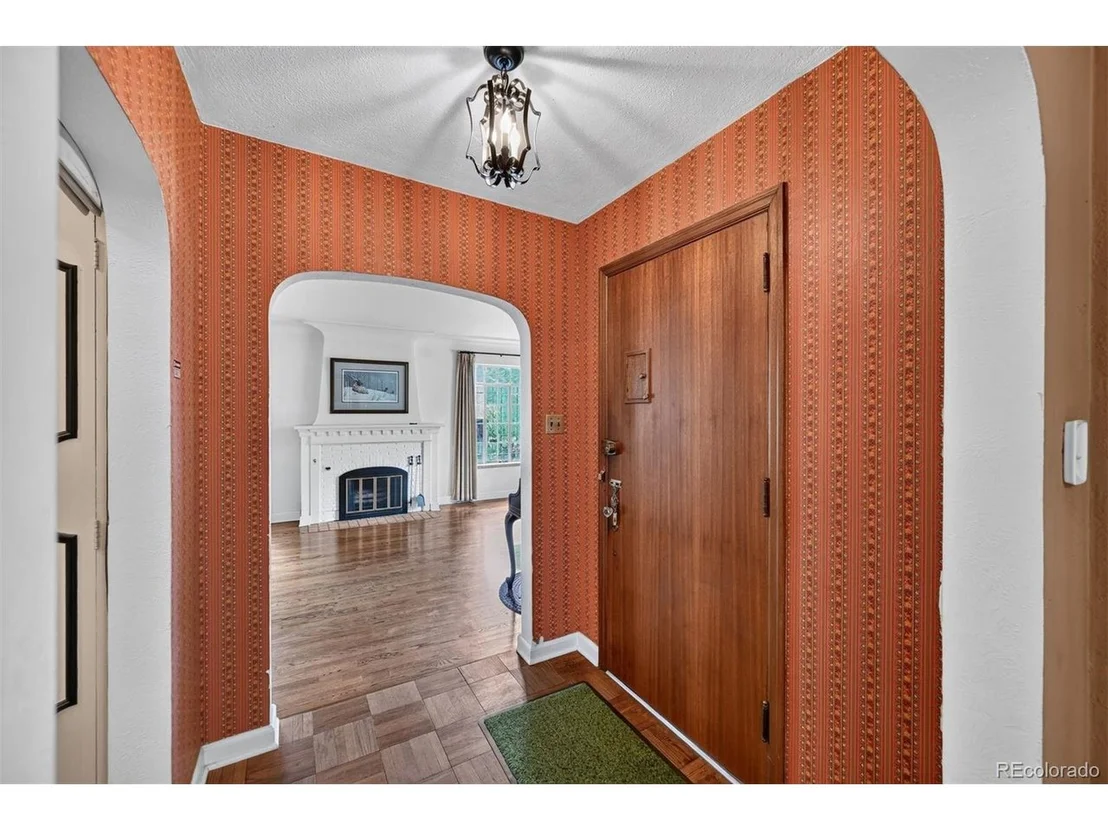 Photo of 360 Jasmine St