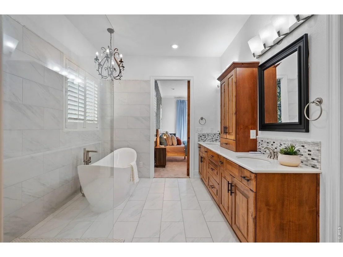 Photo of 2328 Saddleback Dr