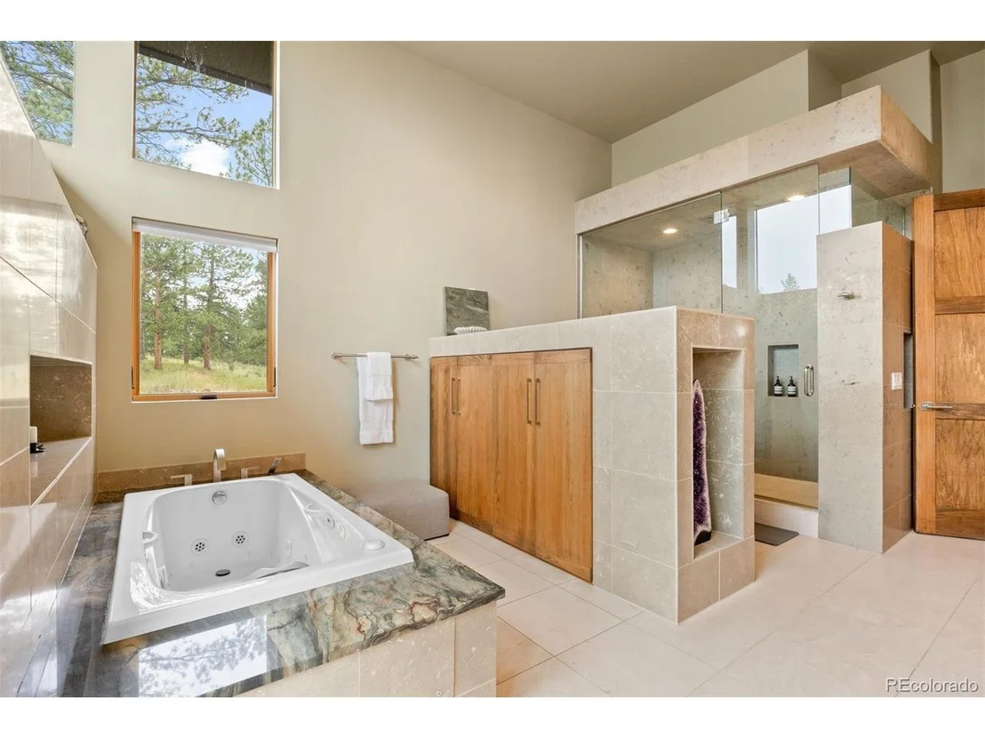 Photo of 2888 Highlands View Rd