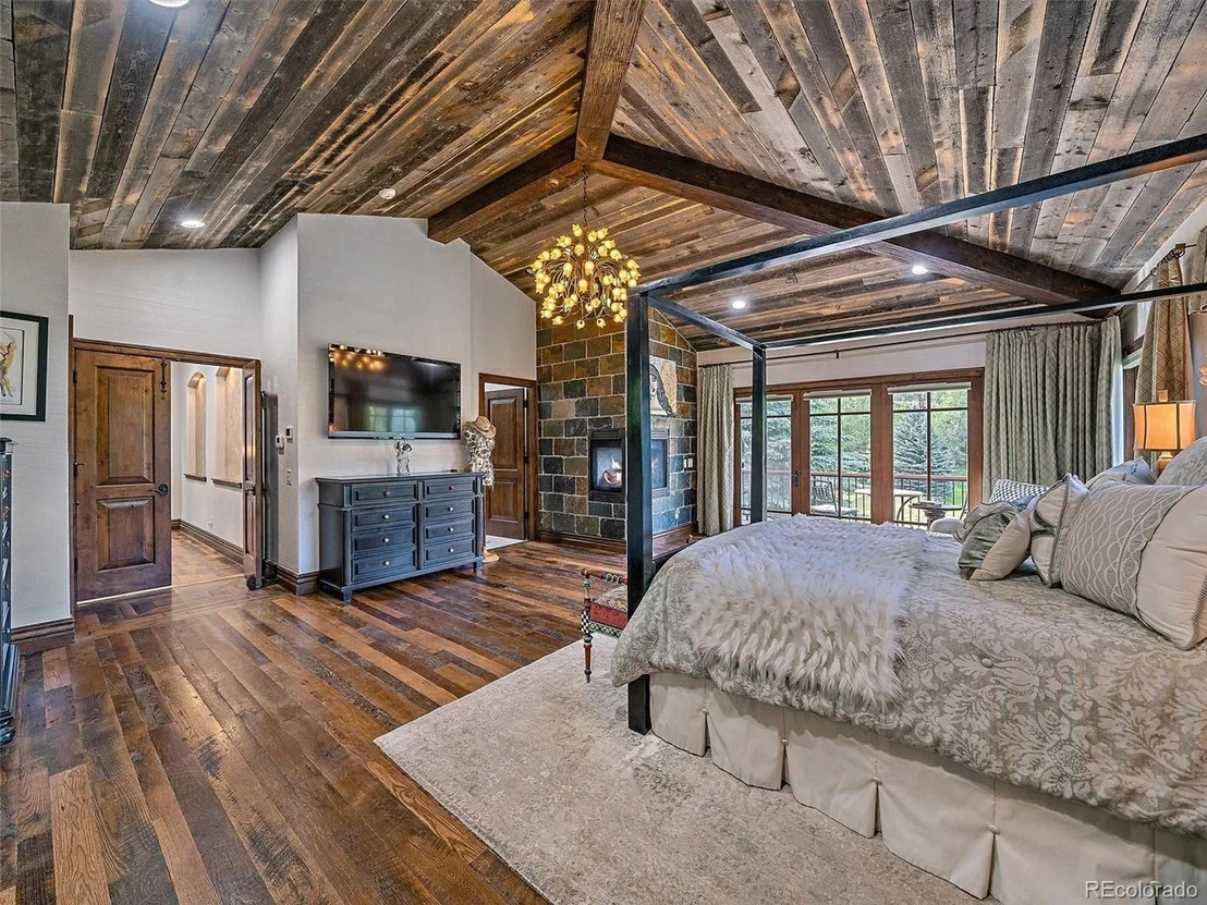 Photo of 33833 Deep Forest Rd