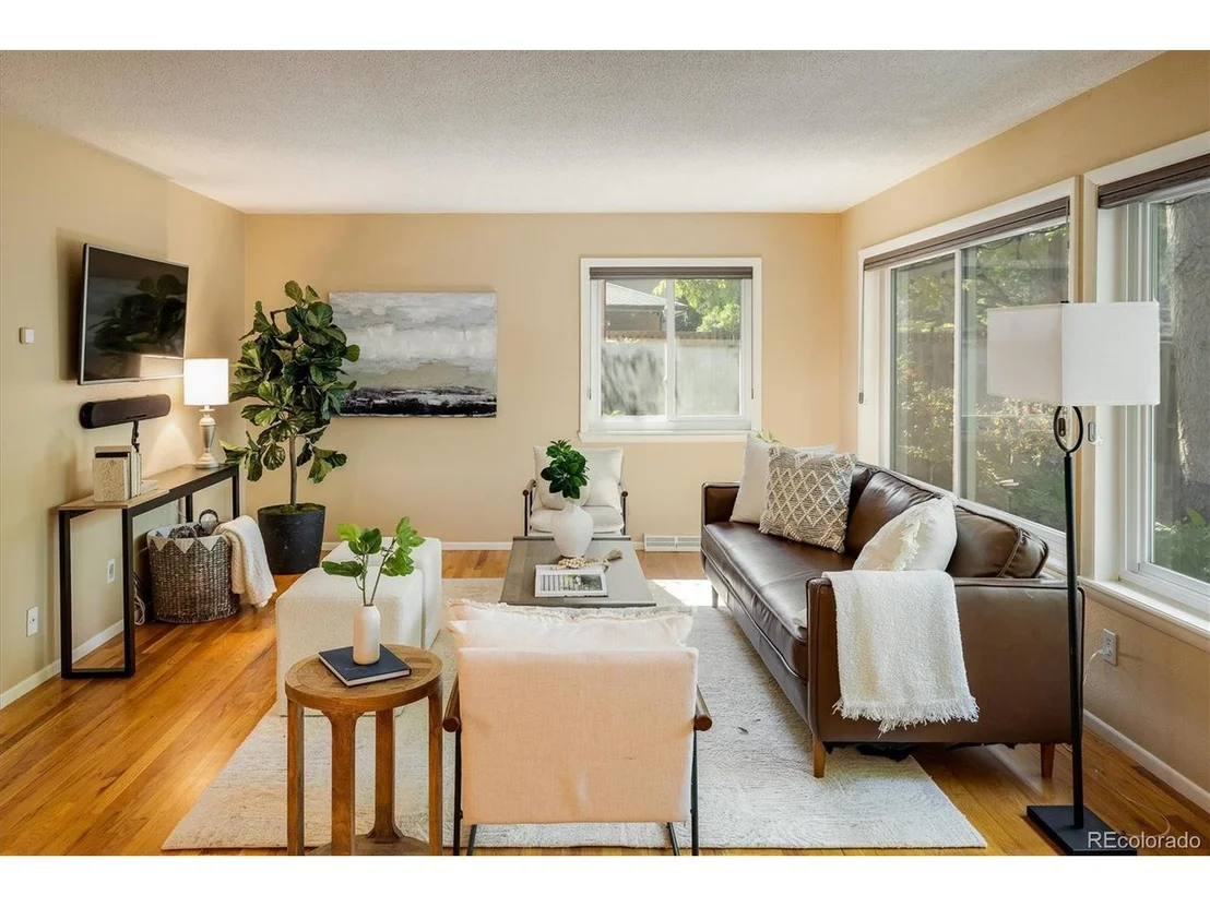 Photo of 4731 Mckinley Dr