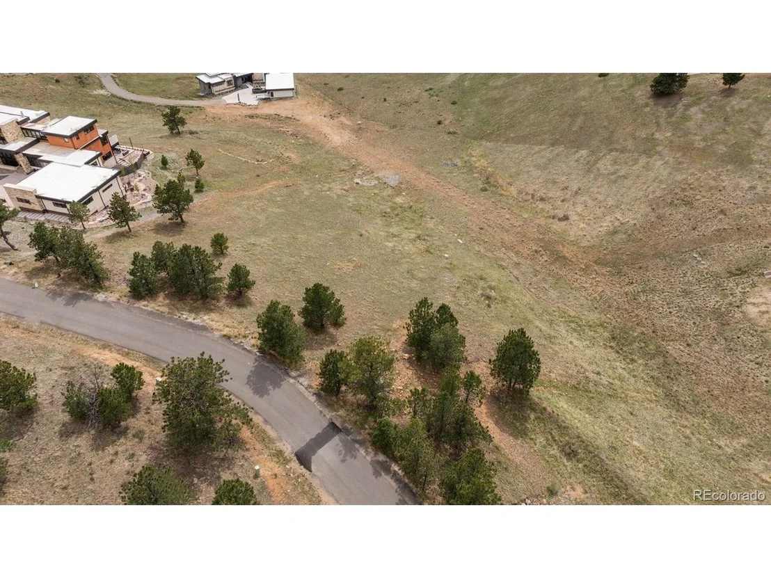 Photo of 455 Strada Rossa Rd